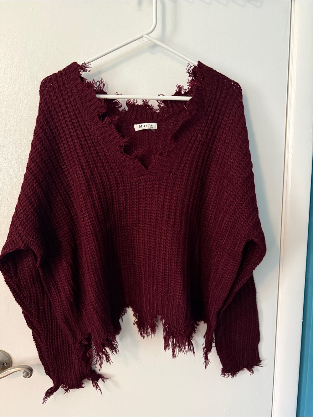 NWOT Miracle Women's Distressed V-Neck Sweater - Burgundy